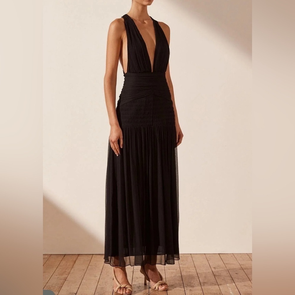 SHONA JOY LAUREN PLUNGED TIE BACK MIDI DRESS BLACK